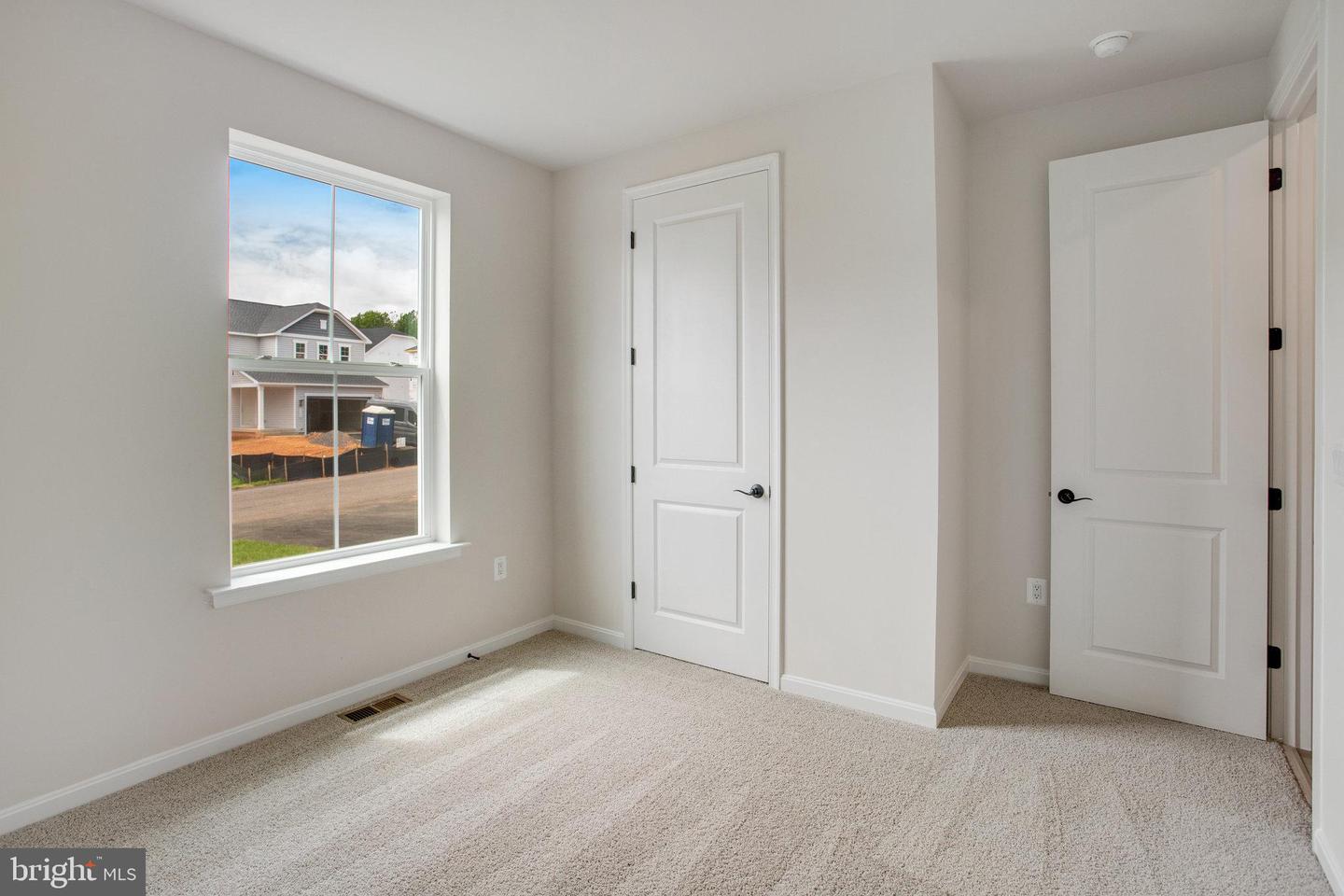 35599 Pine Needle Ln Property Photo 4