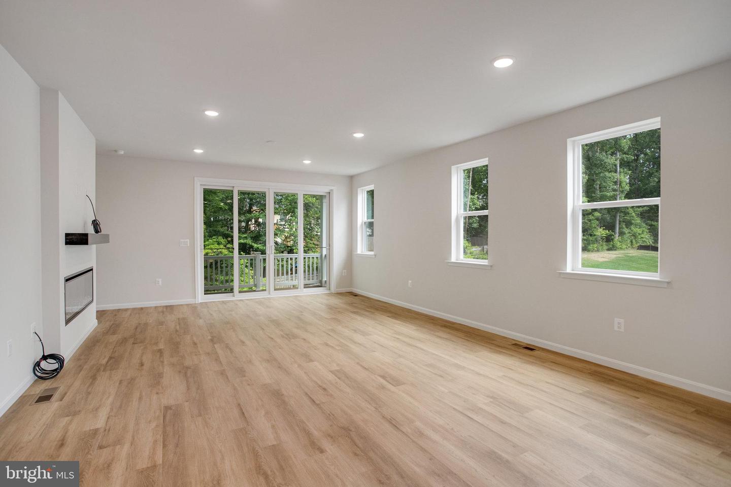 35599 Pine Needle Ln Property Photo 12