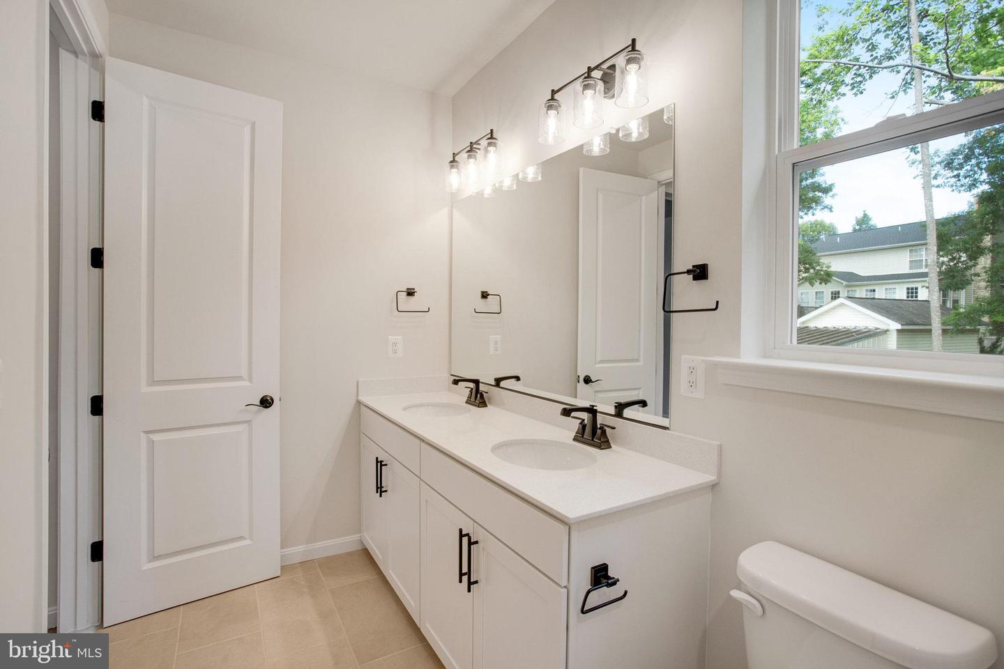 35599 Pine Needle Ln Property Photo 16