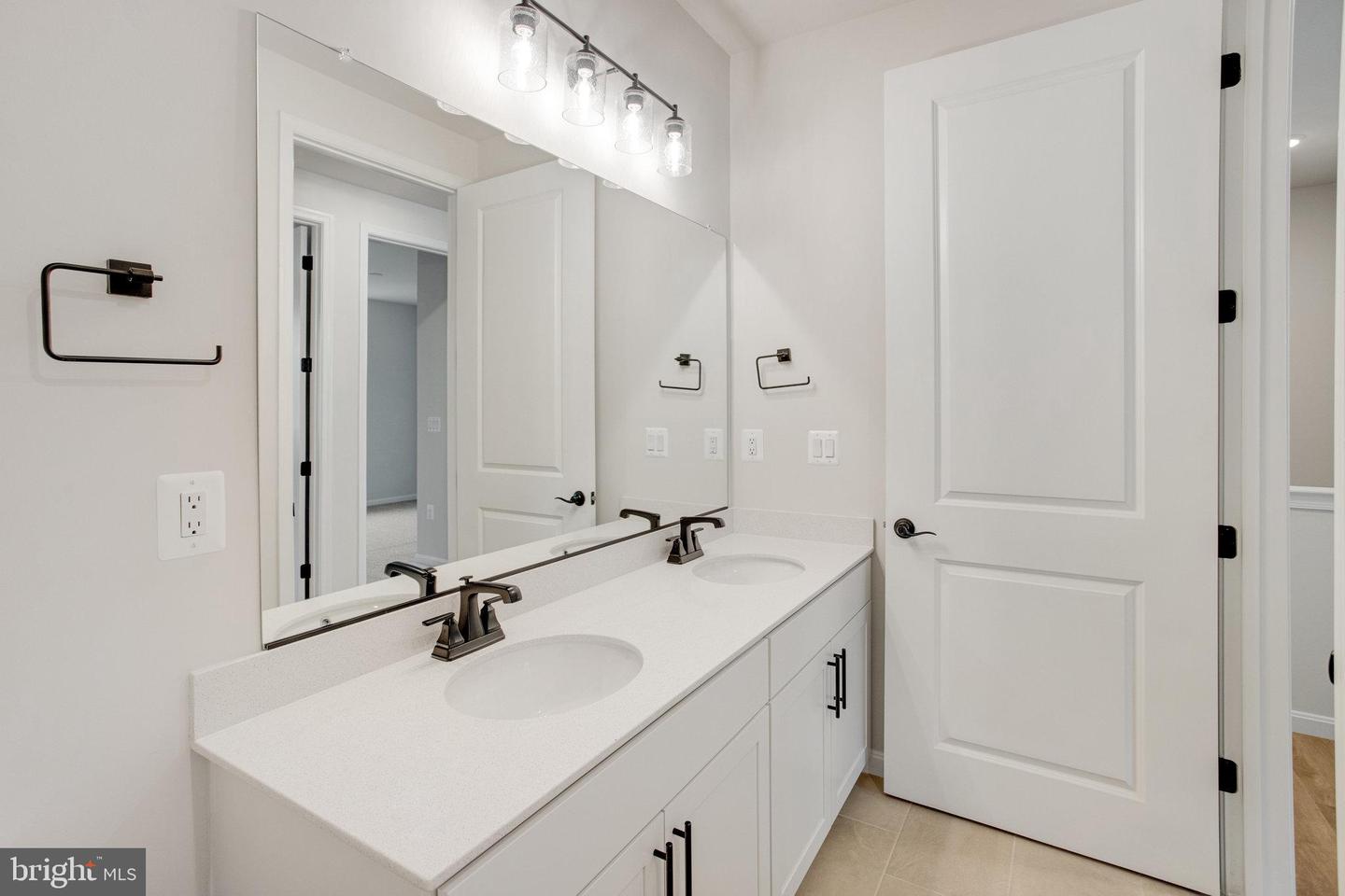 35599 Pine Needle Ln Property Photo 24