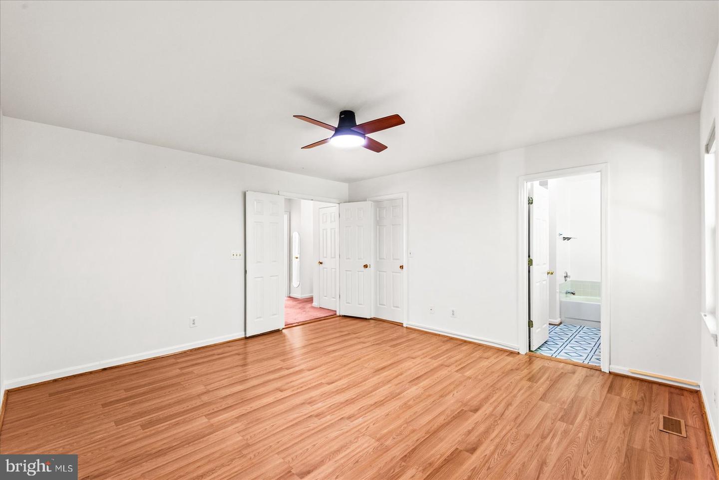 130 Green St Property Photo 15