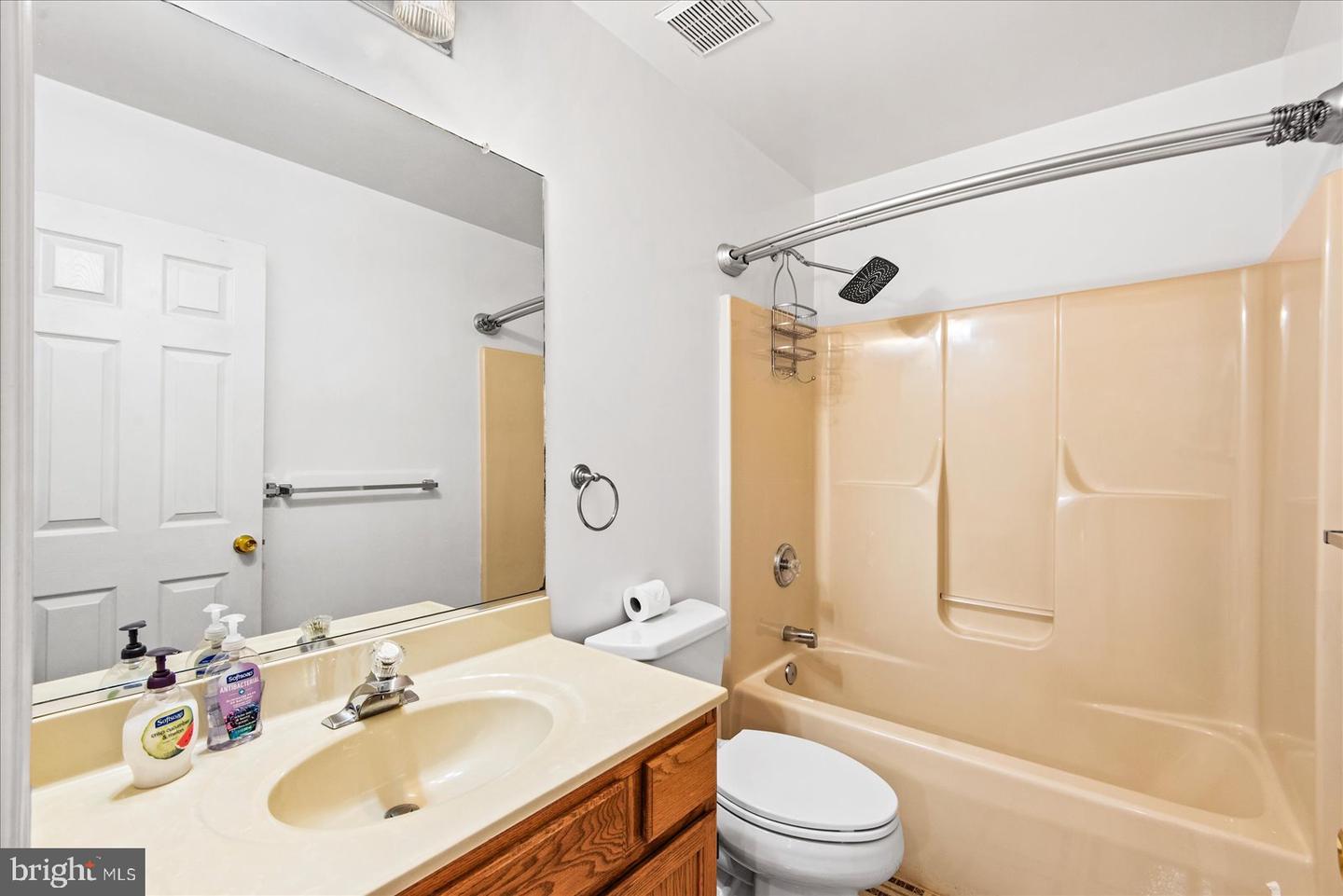 130 Green St Property Photo 20