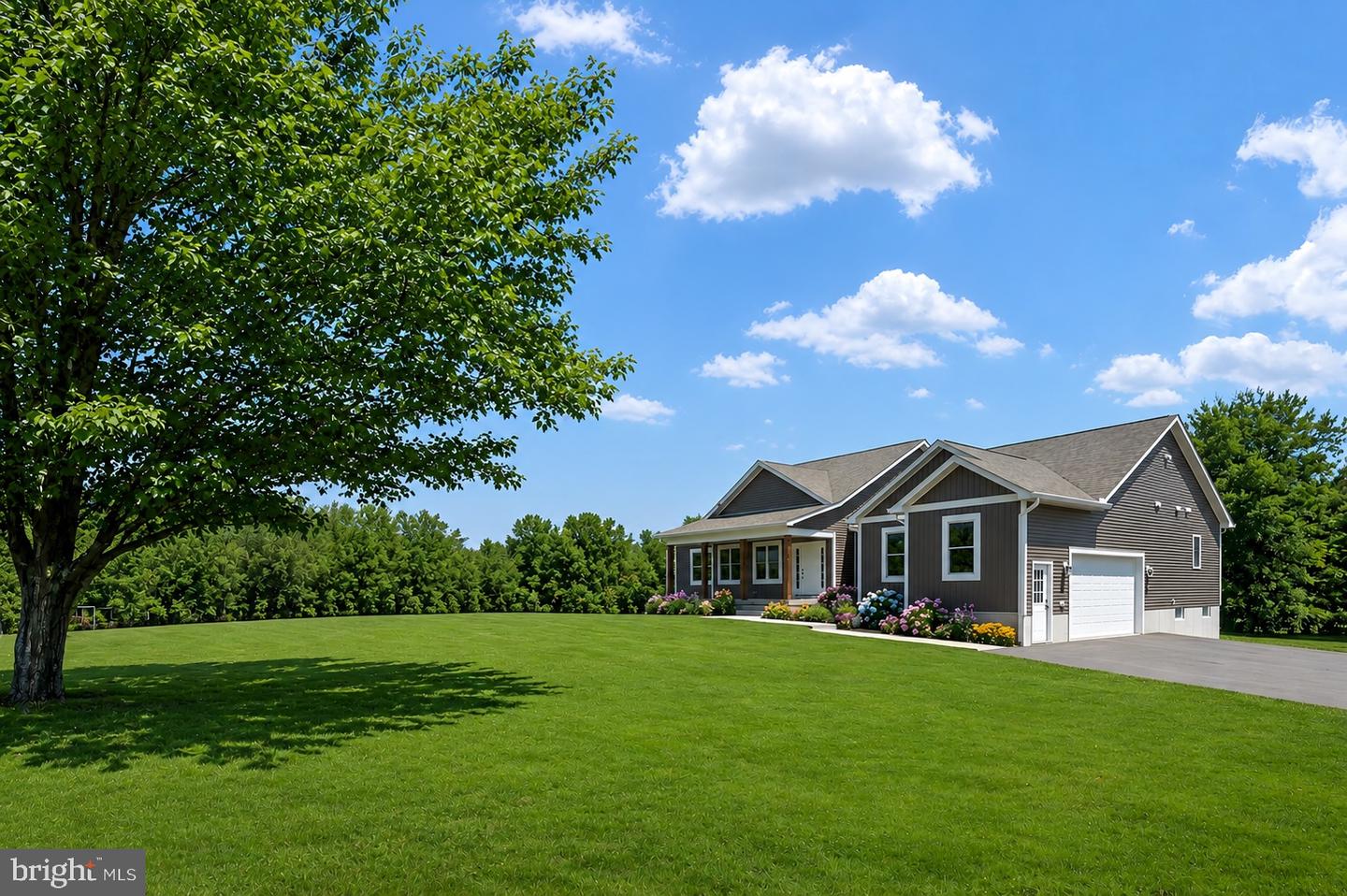 26375 Pennfields Dr Property Photo 1