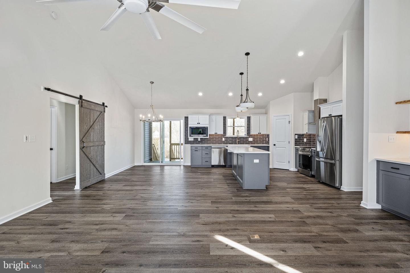 26375 Pennfields Dr Property Photo 15