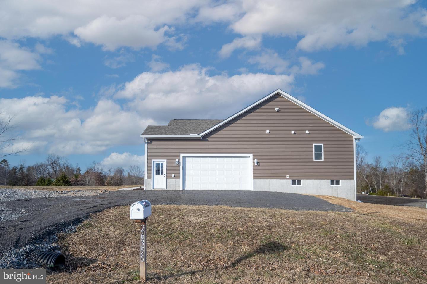 26375 Pennfields Dr Property Photo 38