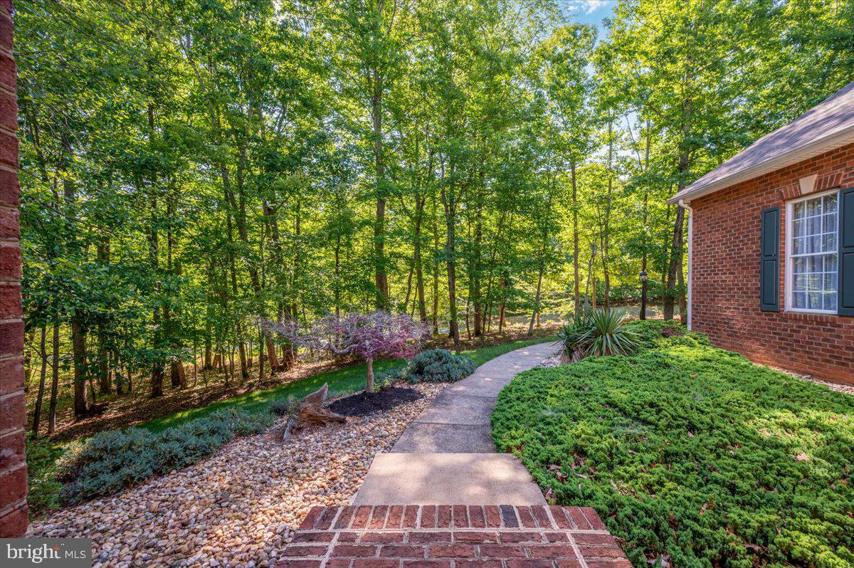 6134 Walkers Hollow Way Property Photo 7