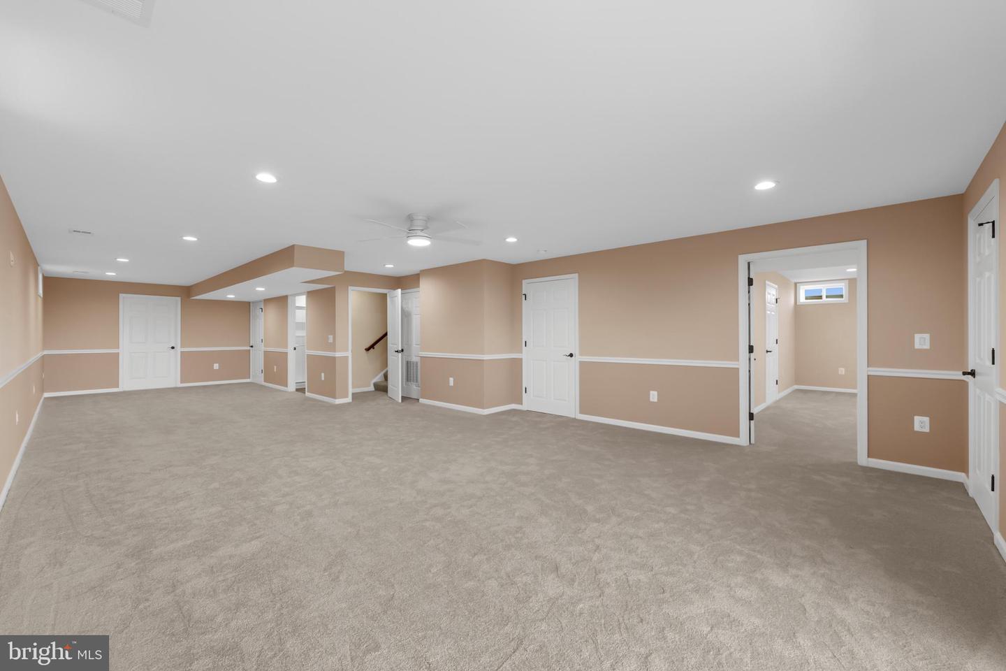 614 Clover Ln Property Photo 39