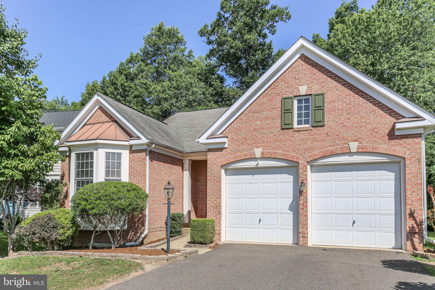 35277 Balmoral Dr Property Photo 5