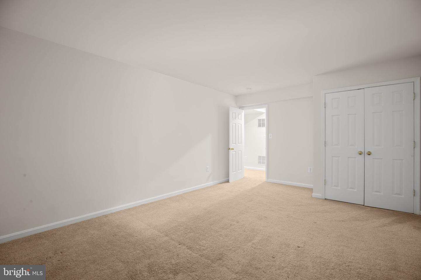 35277 Balmoral Dr Property Photo 12