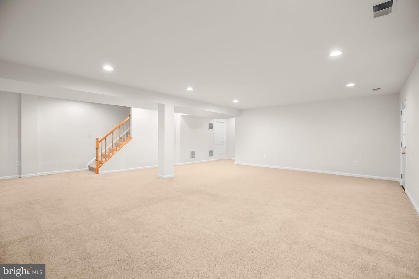 35277 Balmoral Dr Property Photo 17