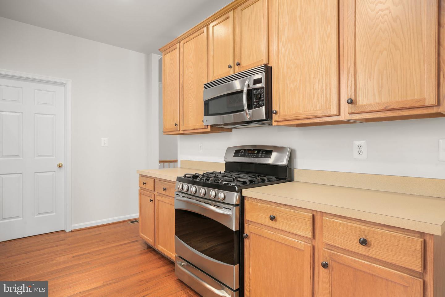 35277 Balmoral Dr Property Photo 28