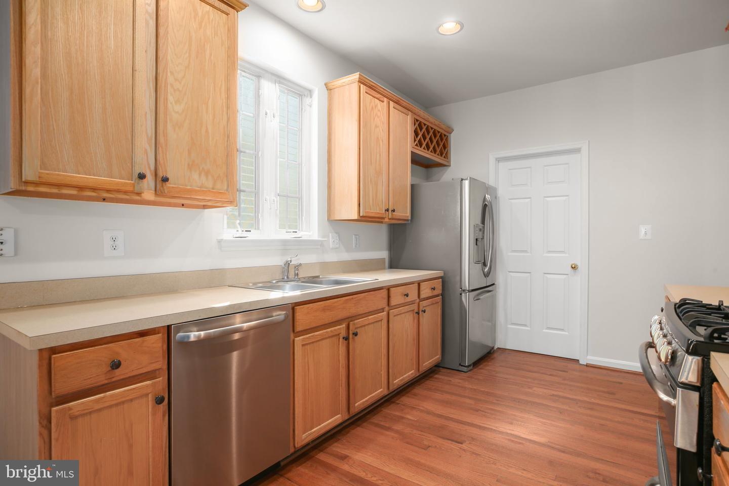 35277 Balmoral Dr Property Photo 29