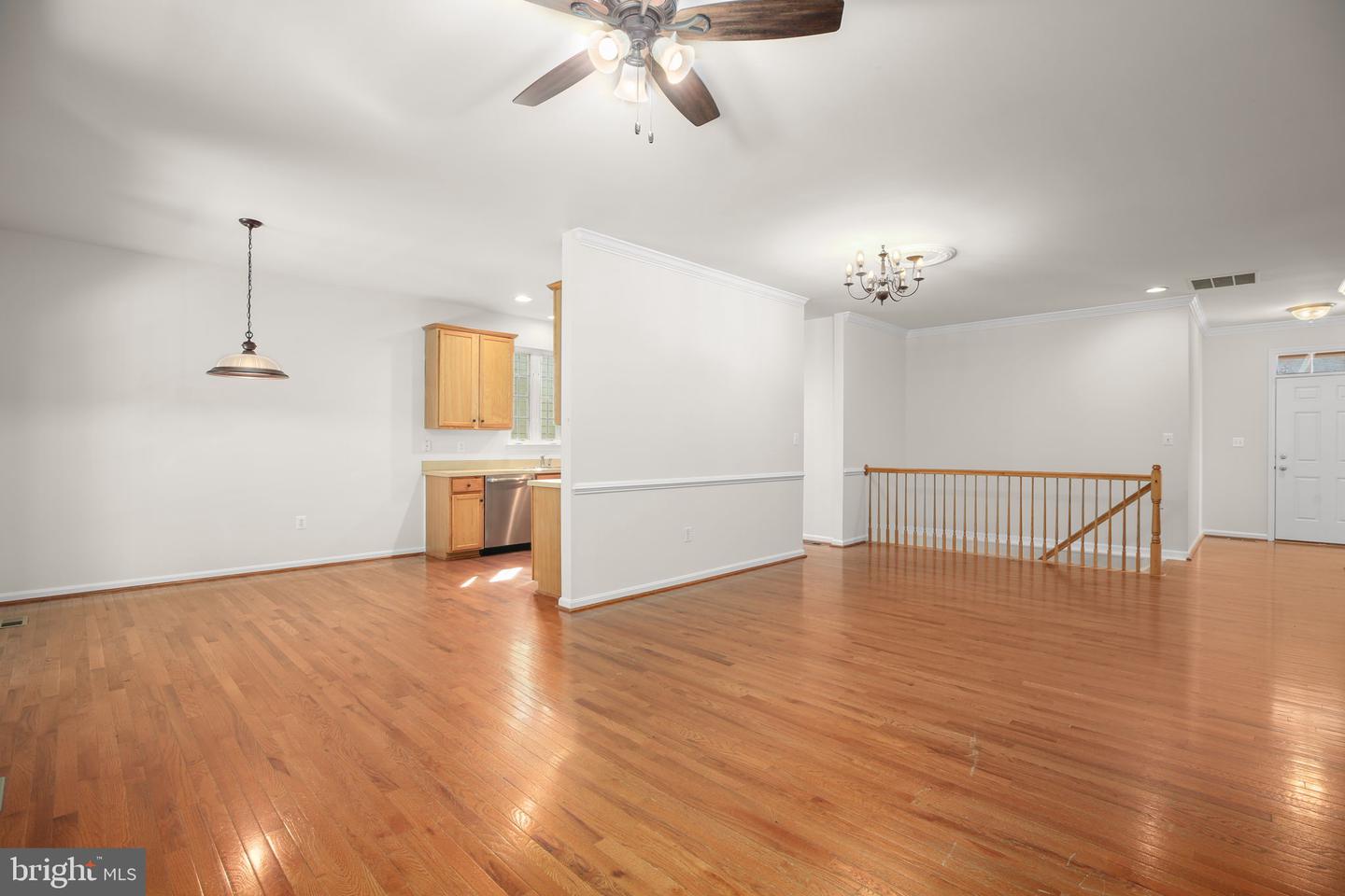 35277 Balmoral Dr Property Photo 33