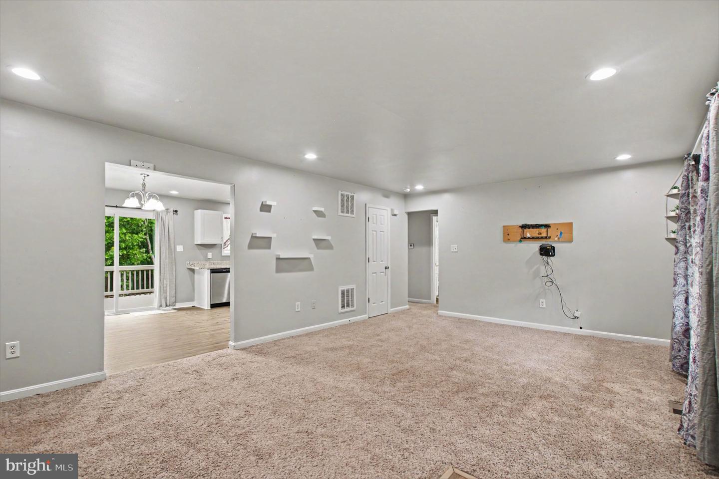 9486 Verdiersville Rd Property Photo 10
