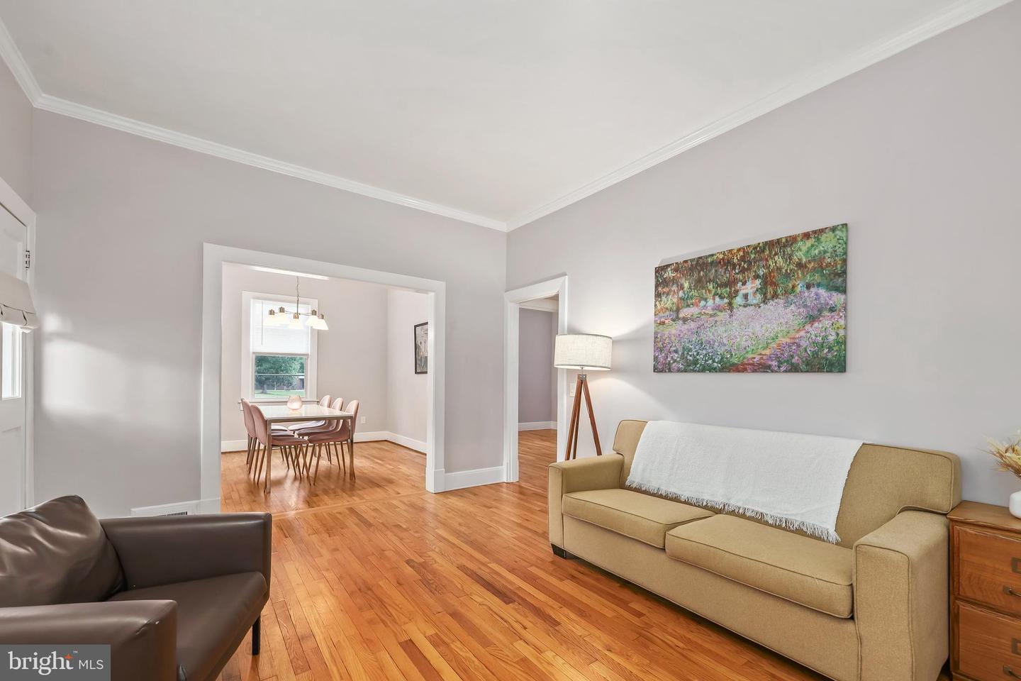 189 Newton St Property Photo 11
