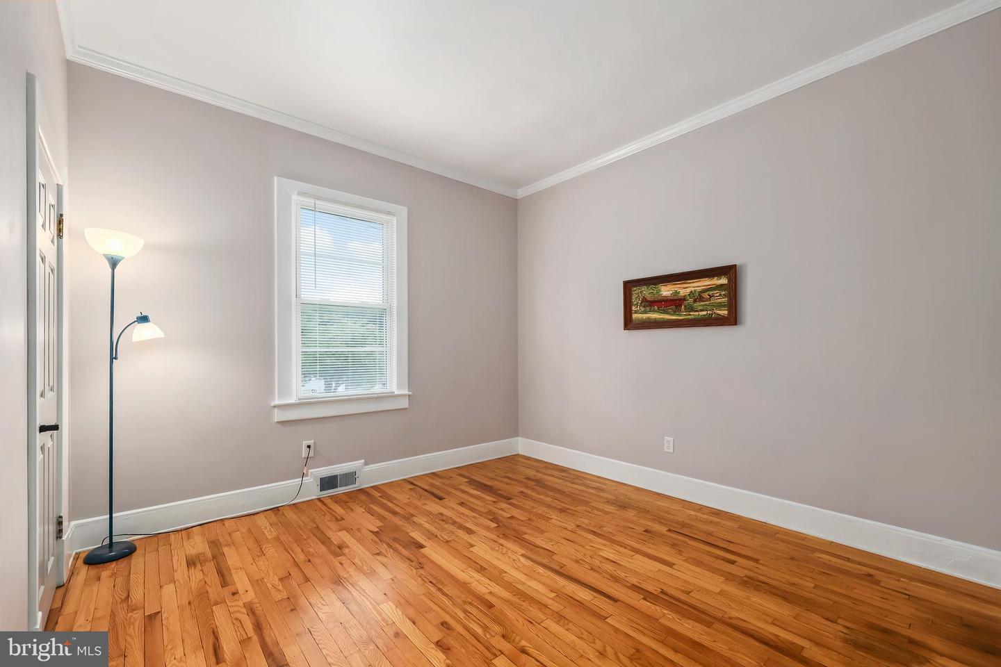 189 Newton St Property Photo 14