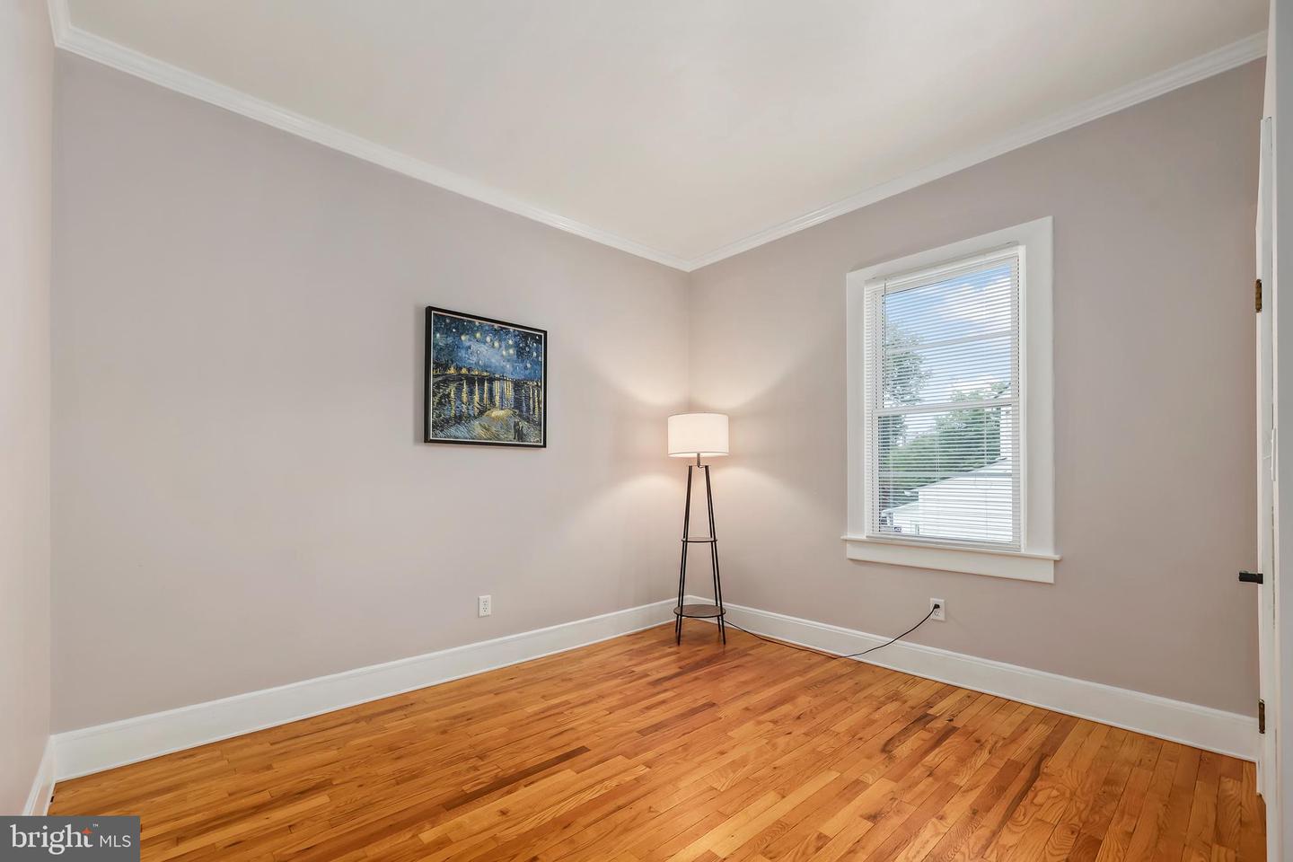 189 Newton St Property Photo 16