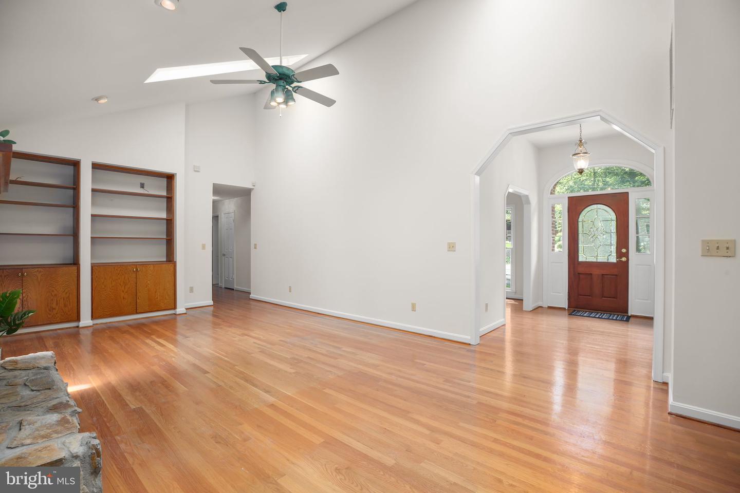 201 Green St Property Photo 17