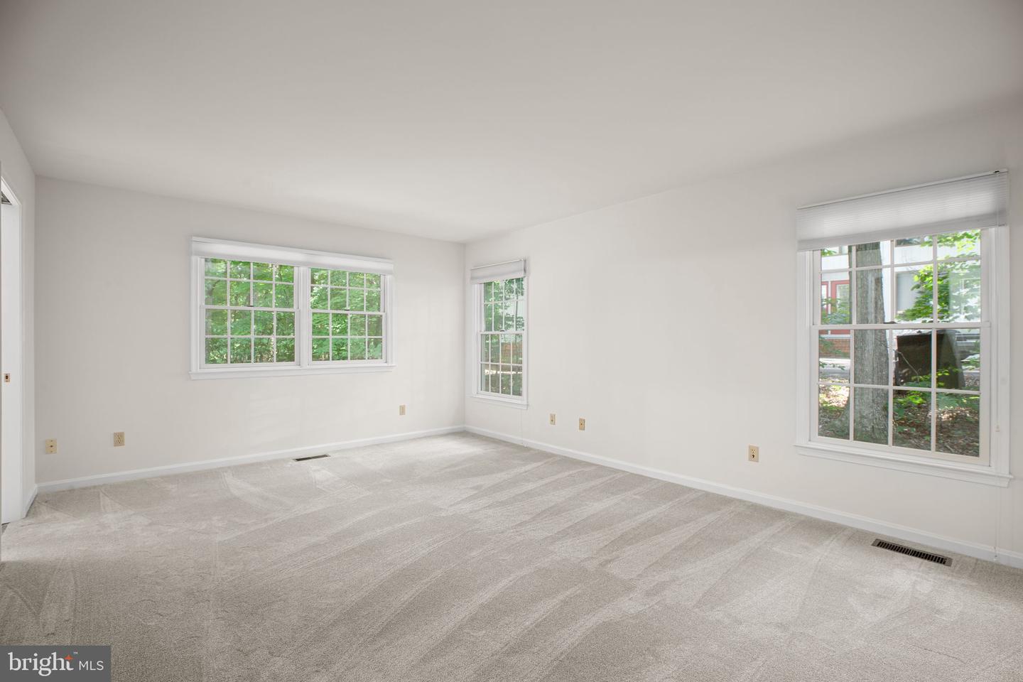 201 Green St Property Photo 33