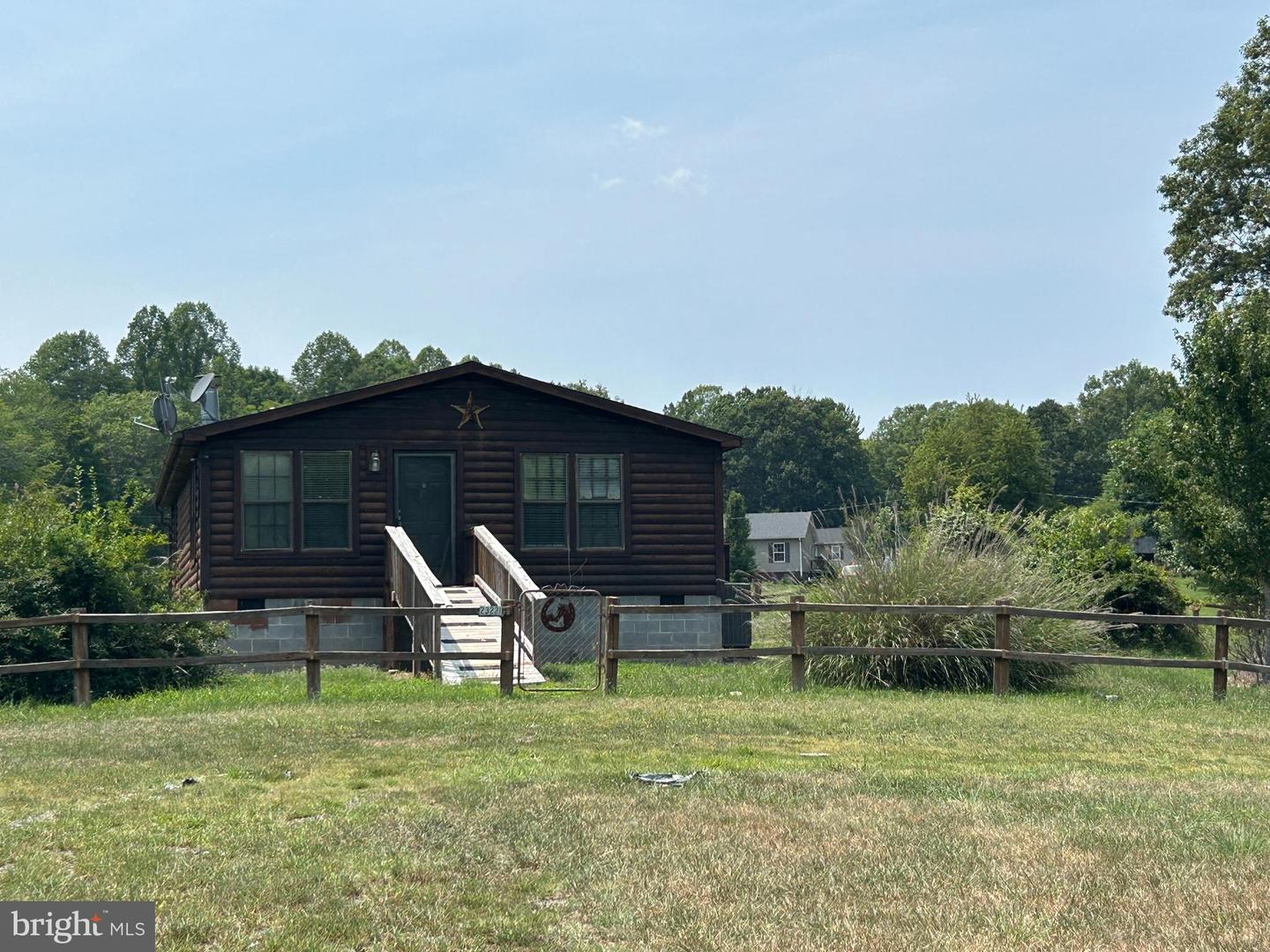 23221 Independence Rd Property Photo 43
