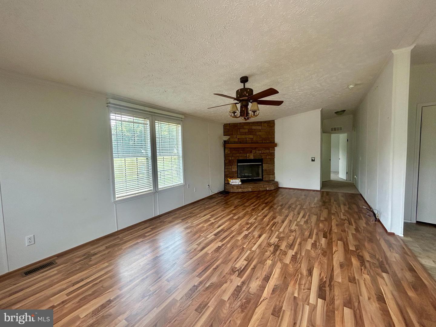 23221 Independence Rd Property Photo 47