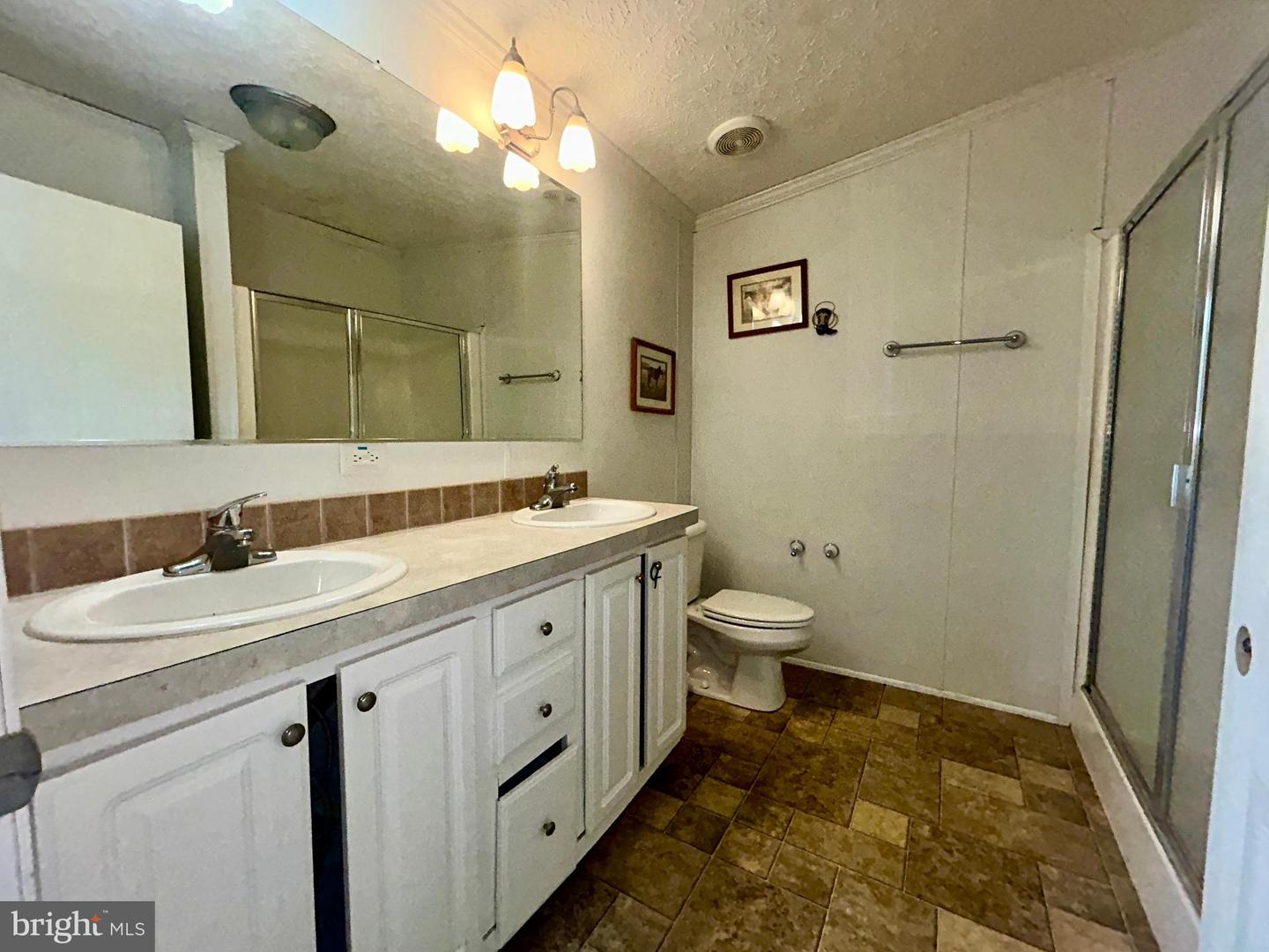 23221 Independence Rd Property Photo 66