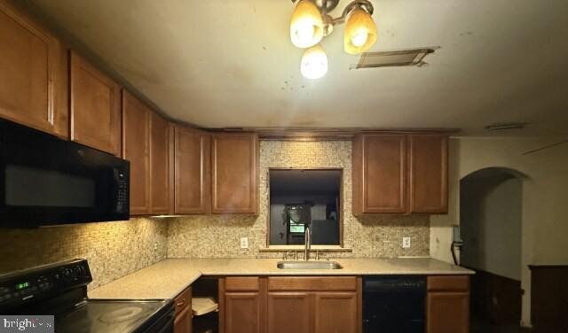 5504 Burr Hill Rd Property Photo 3