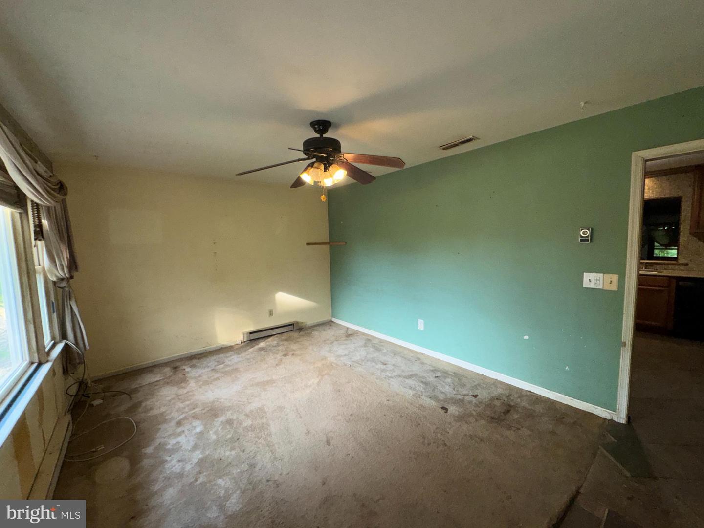 5504 Burr Hill Rd Property Photo 6