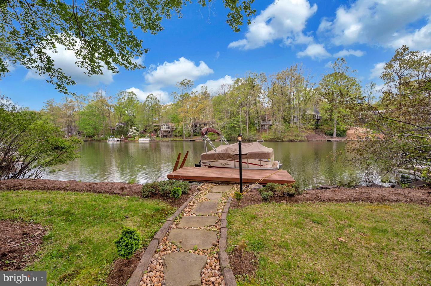 141 Larkspur Ln Property Photo 81
