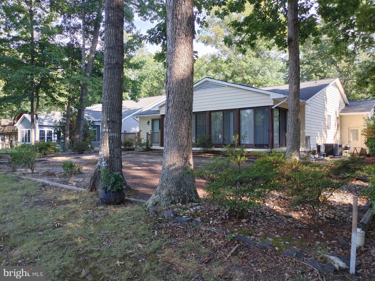 317 Fairway Dr Property Photo 21