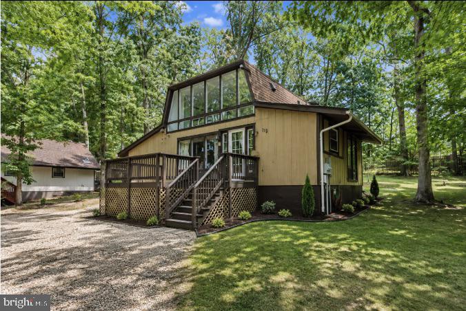 112 Lakeview Parkway Property Photo 1