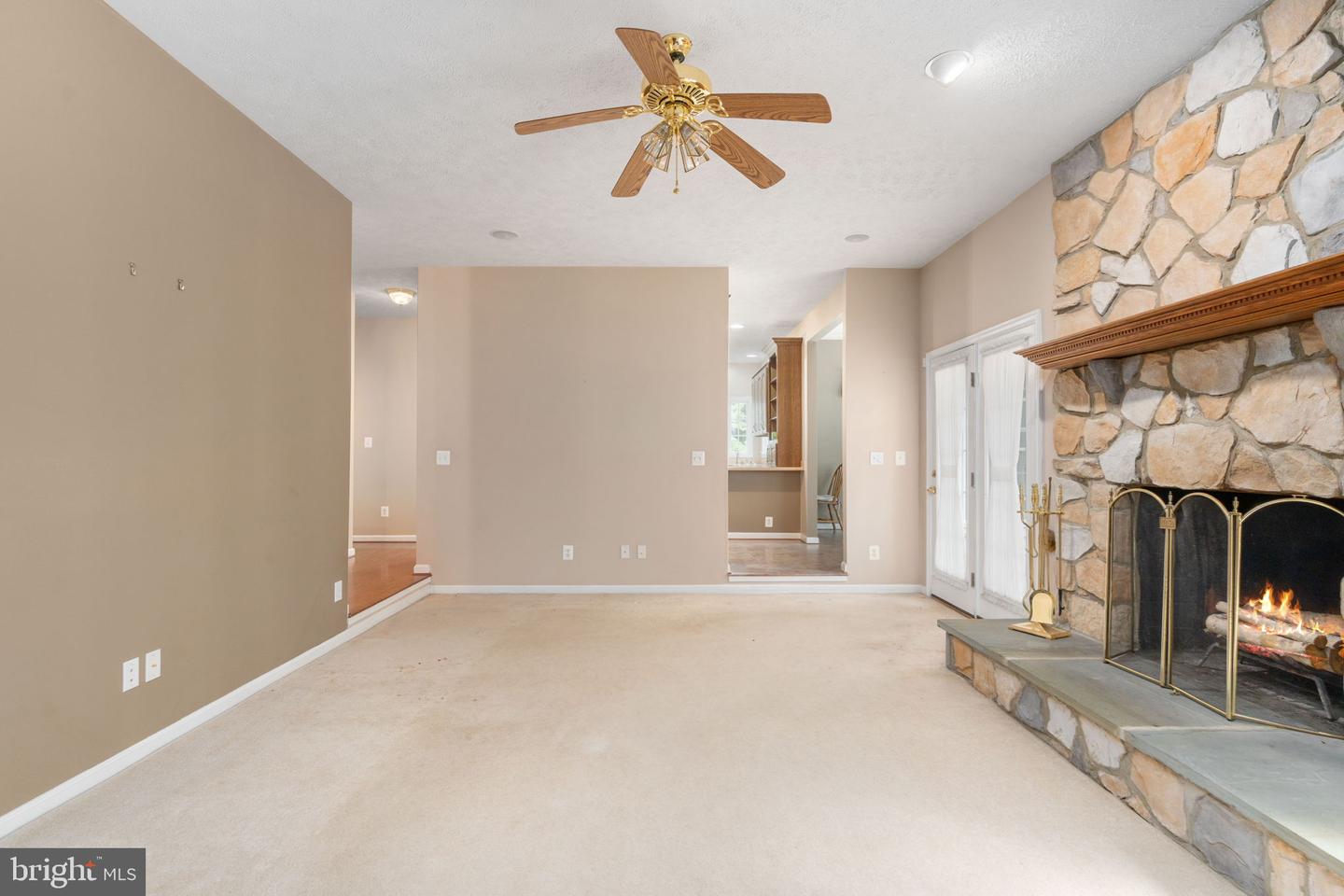 32236 Deep Meadow Ln Property Photo 12