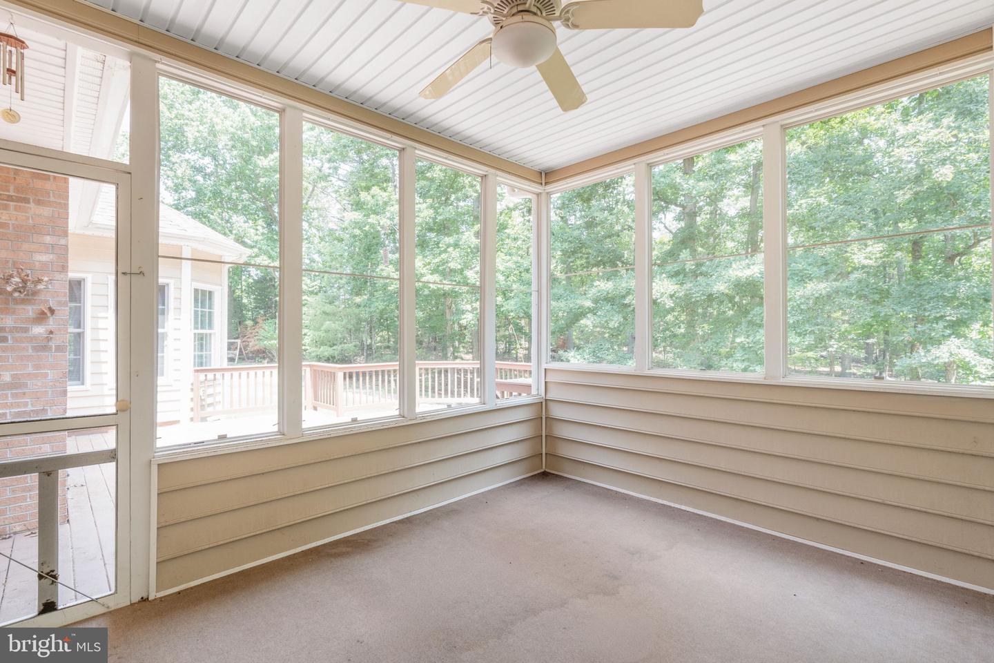 32236 Deep Meadow Ln Property Photo 39