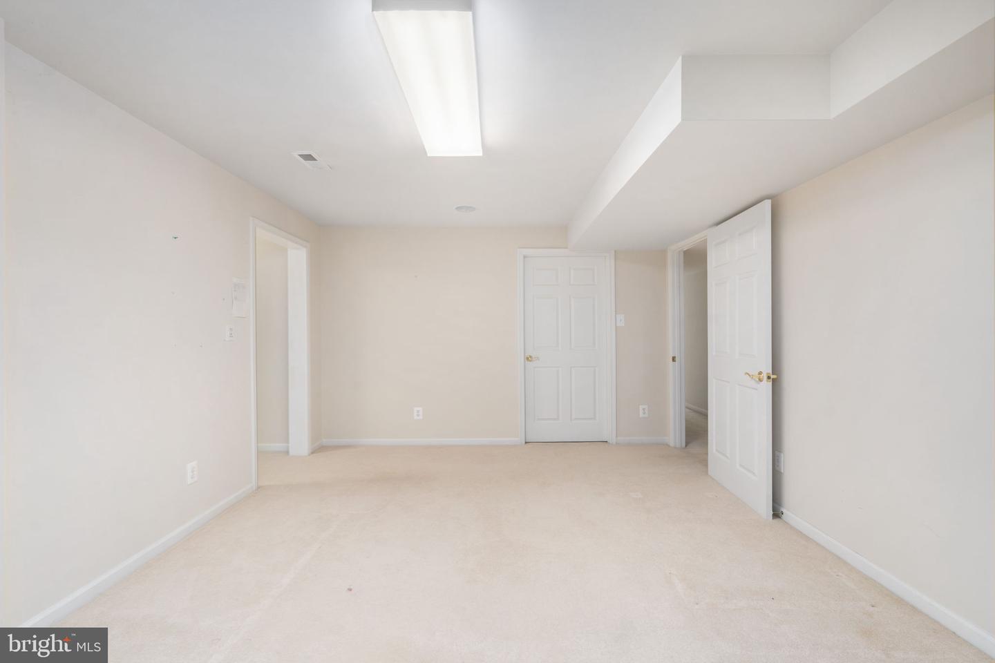 32236 Deep Meadow Ln Property Photo 54