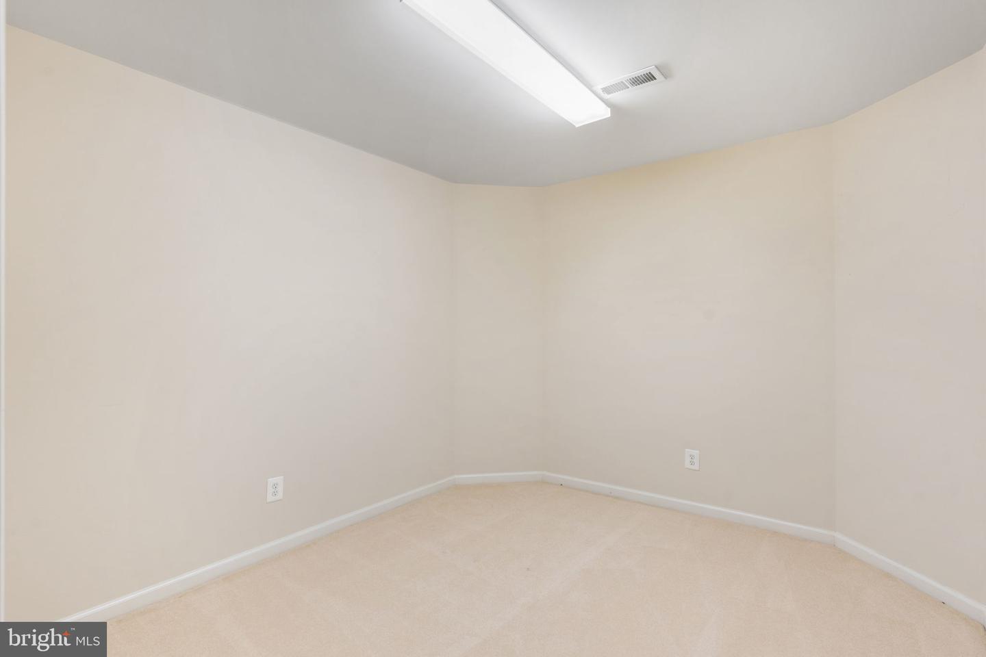 32236 Deep Meadow Ln Property Photo 55