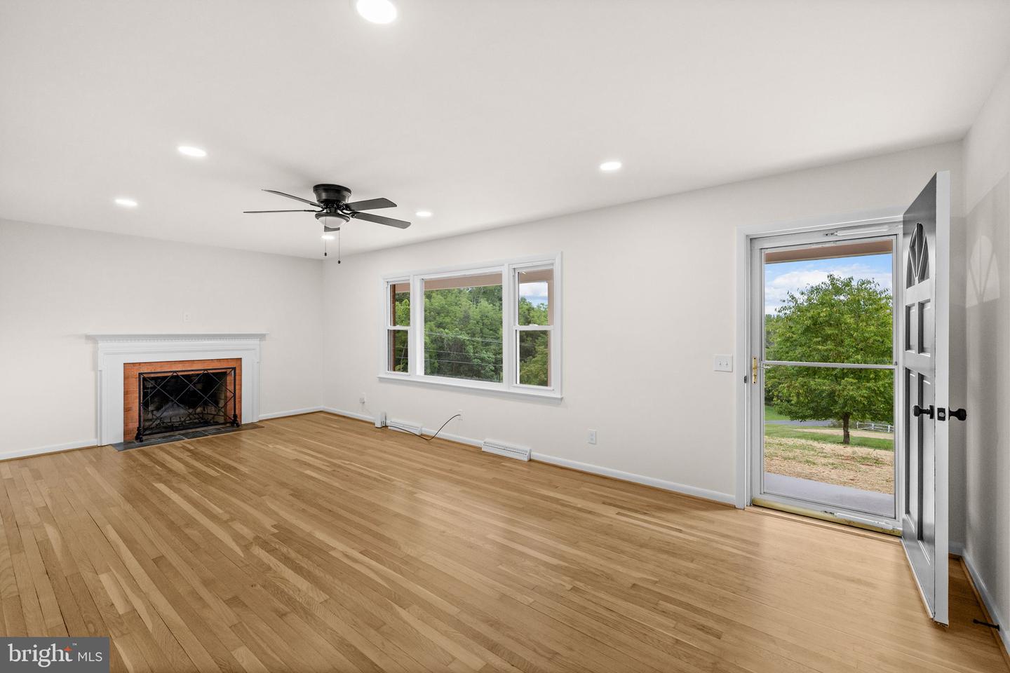 9271 Little Skyline Dr Property Photo 16