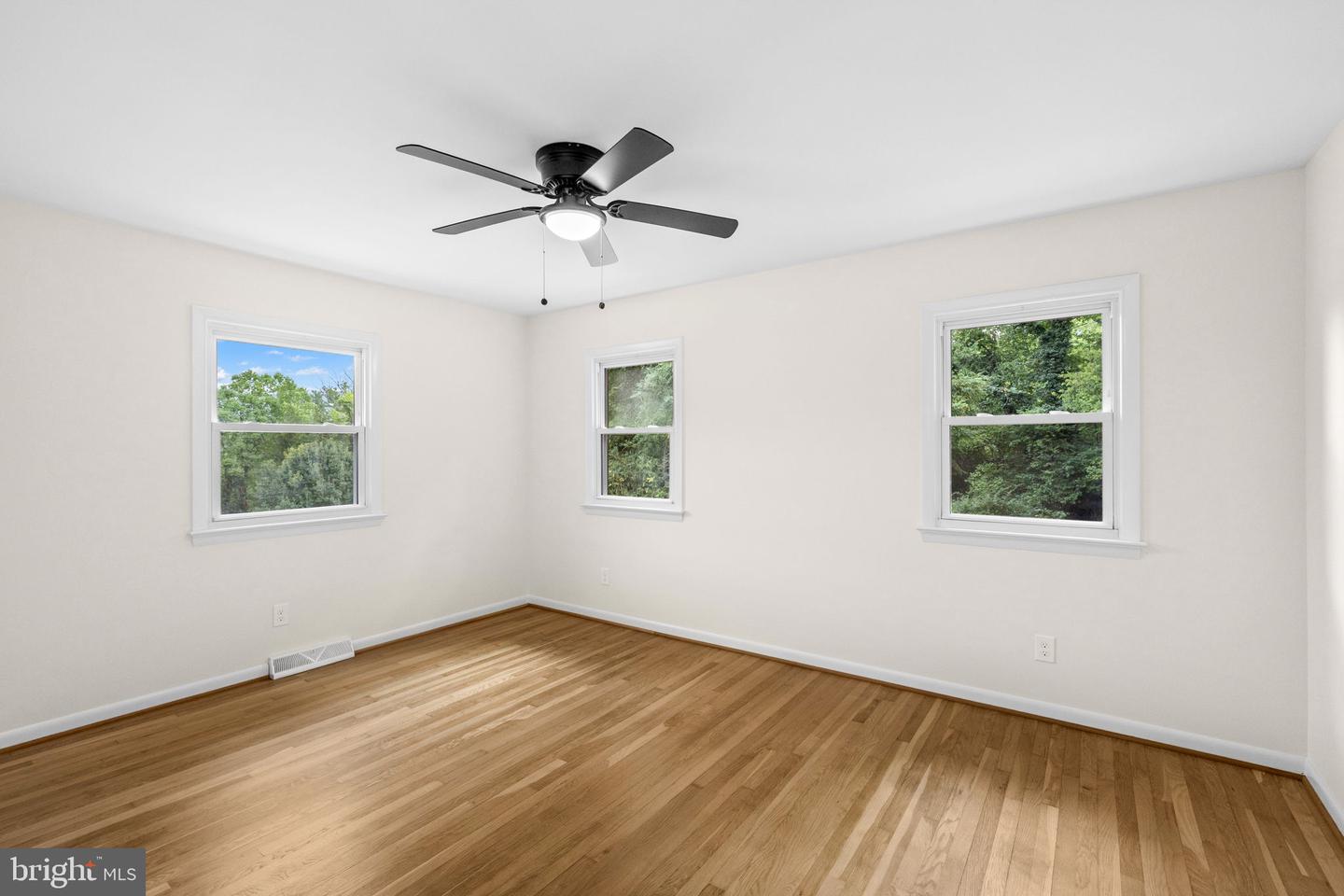 9271 Little Skyline Dr Property Photo 29