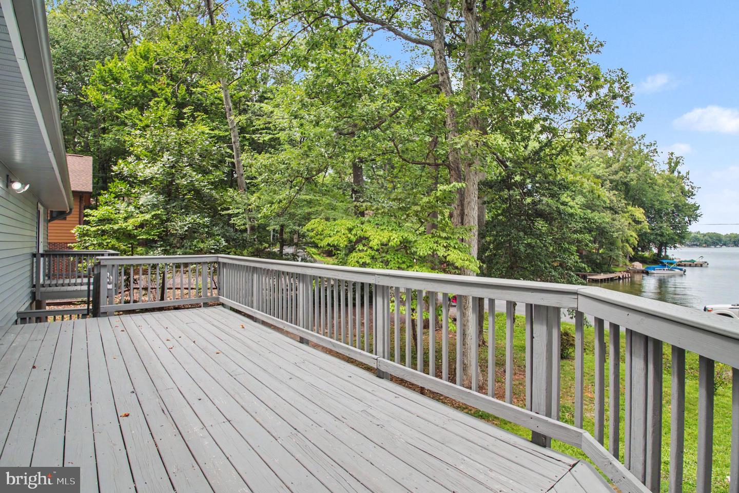 201 Birchside Cir Property Photo 15