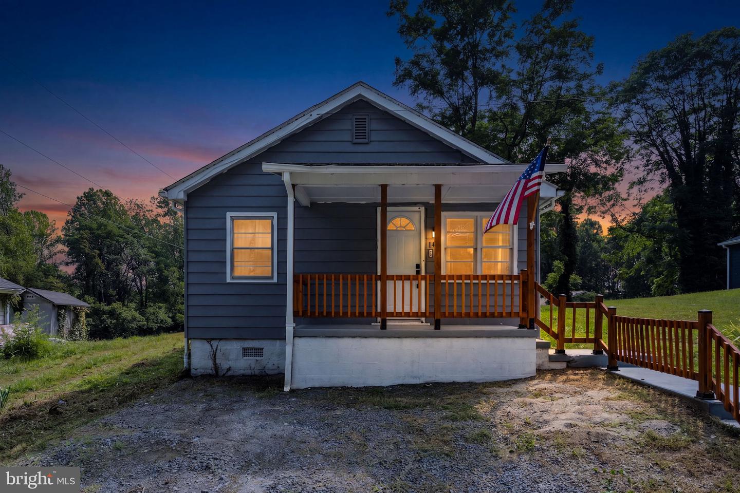 145 Bowler Ln Property Photo 1