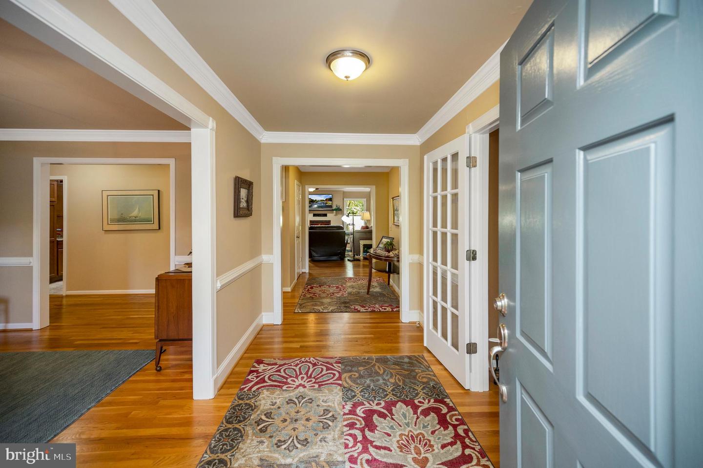 307 Green St Property Photo 5