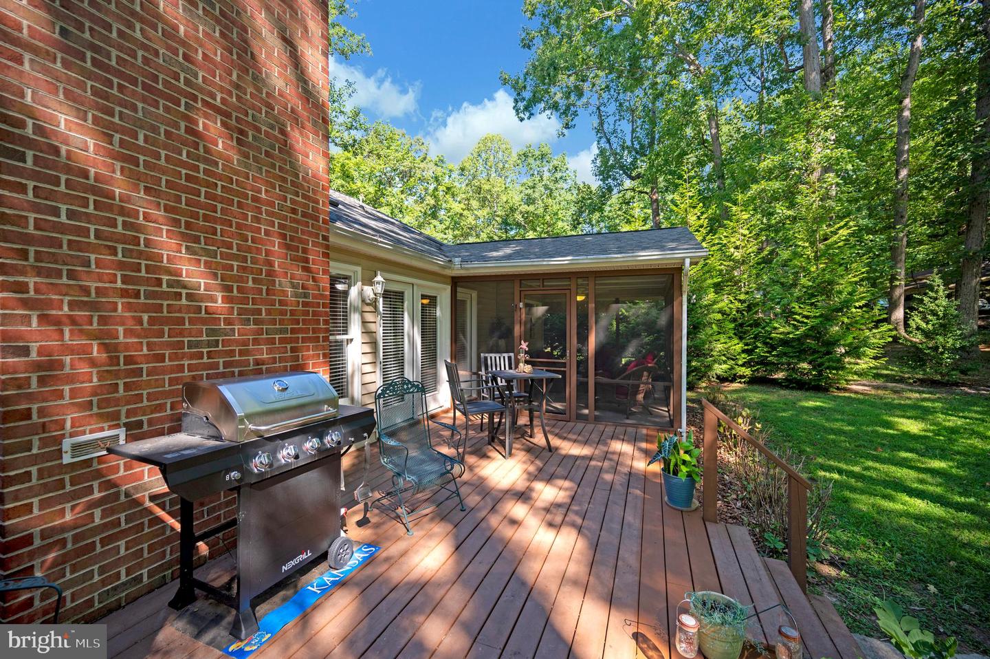 307 Green St Property Photo 48