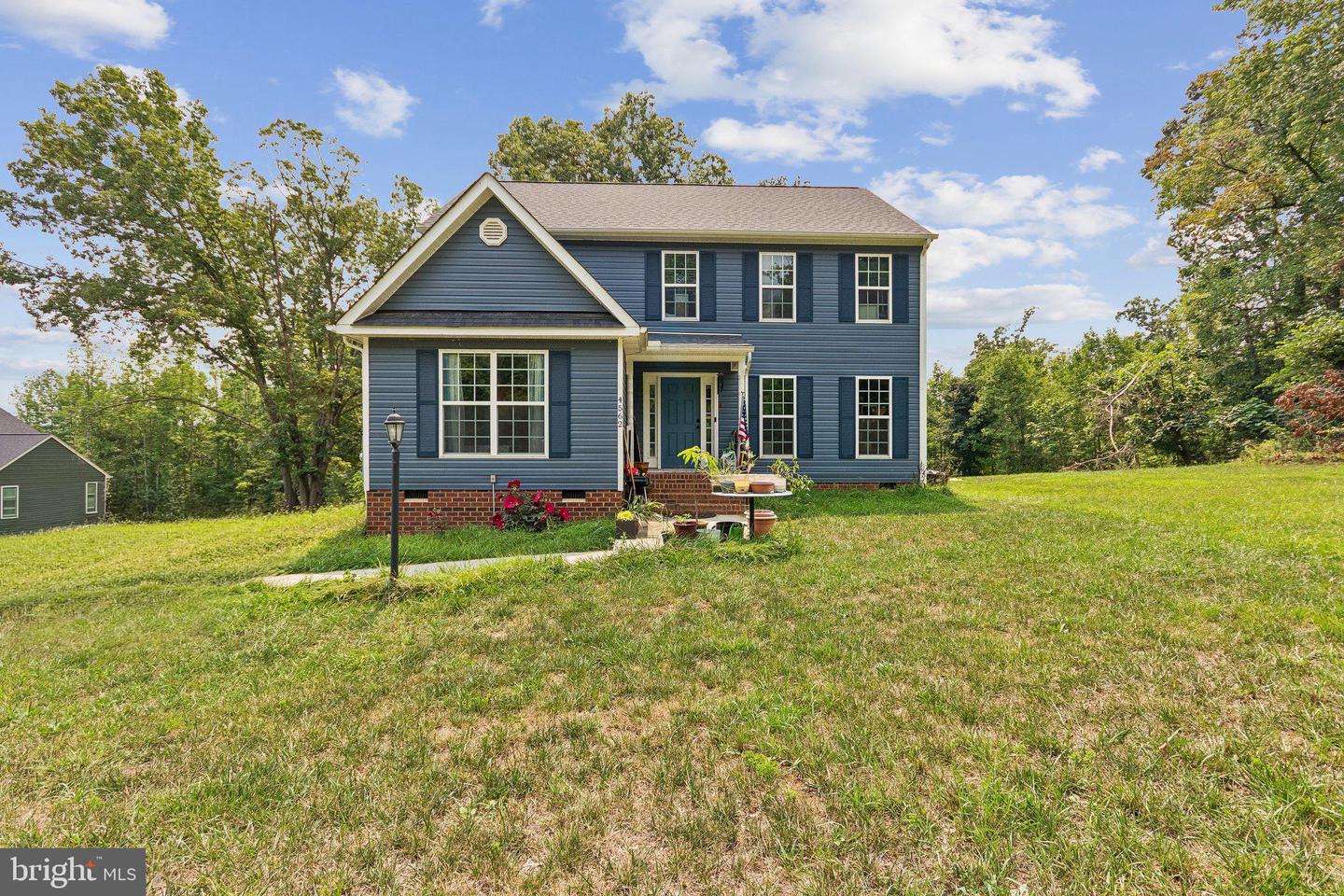 4562 BLUE RUN RD