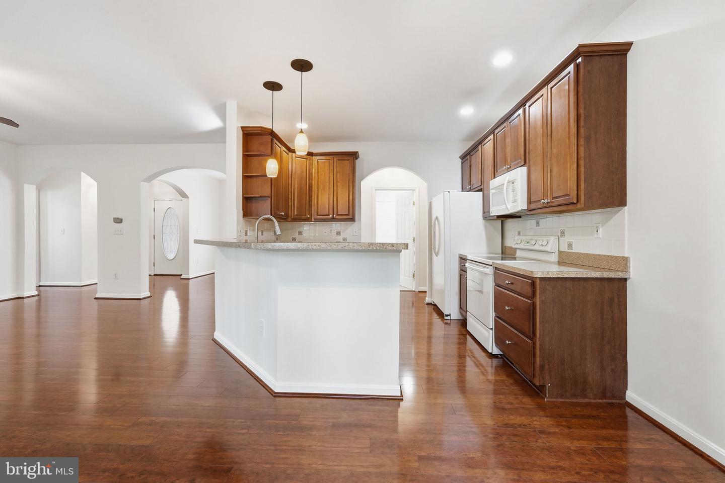 109 Butler Cir Property Photo 6