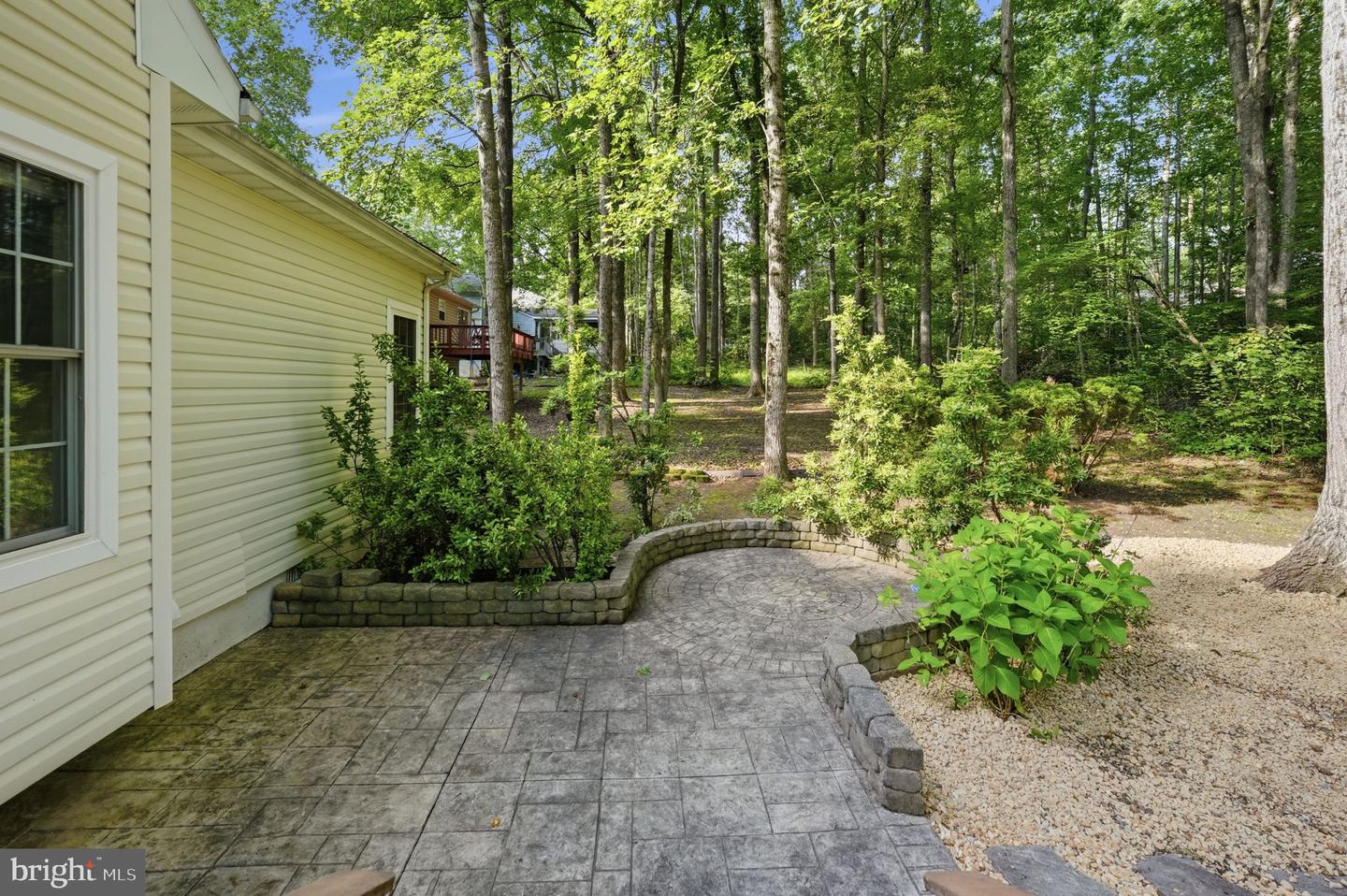 109 Butler Cir Property Photo 32