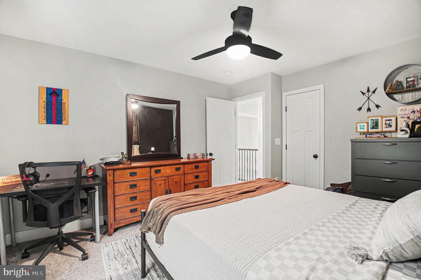 2425 Edgewood Dr Property Photo 36