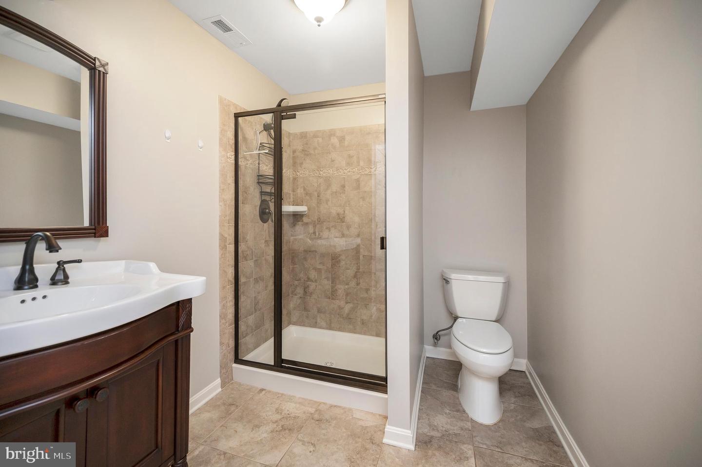 110 Lee Cir Property Photo 47