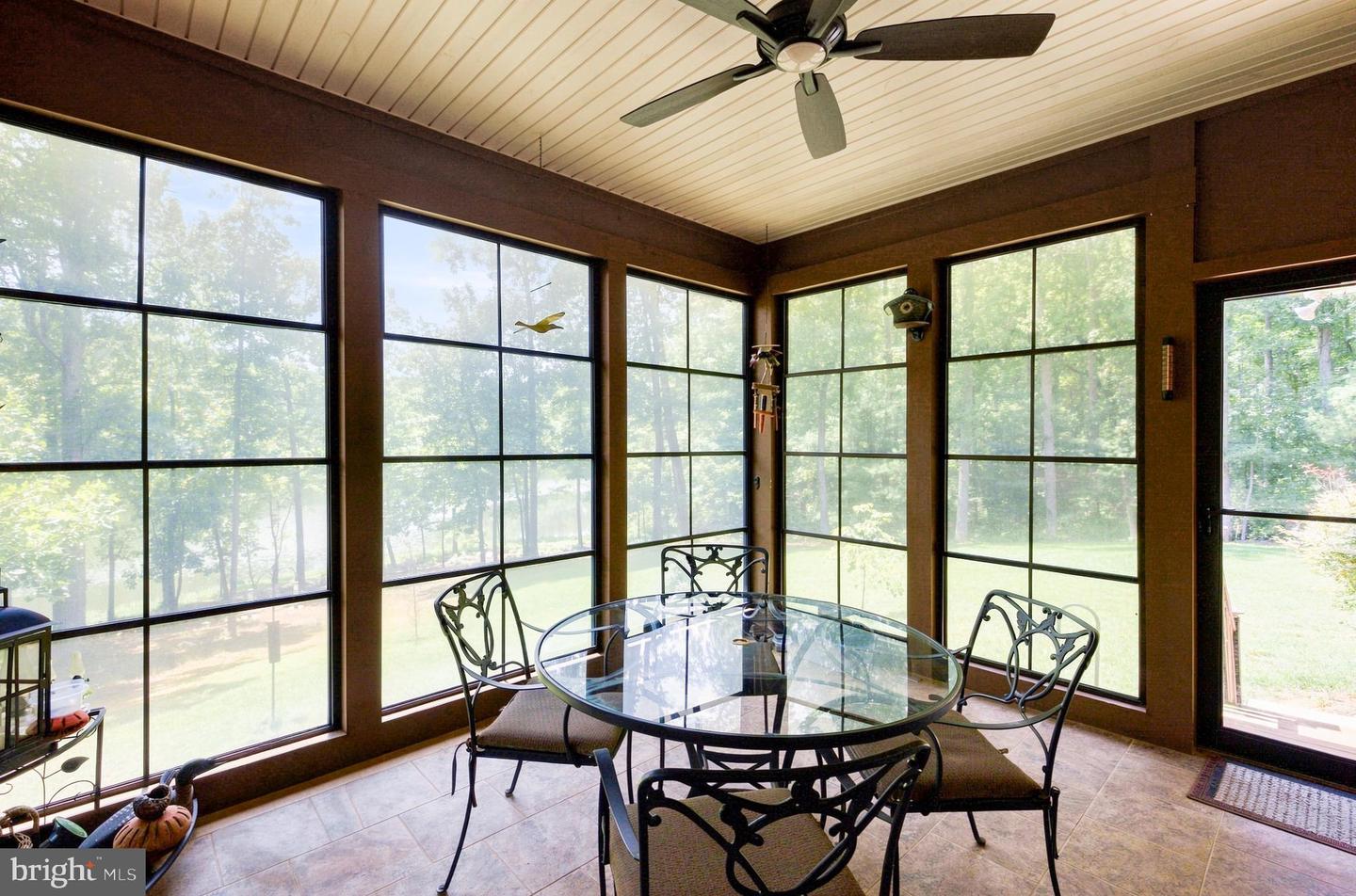 20492 Shore Dr Property Photo 25