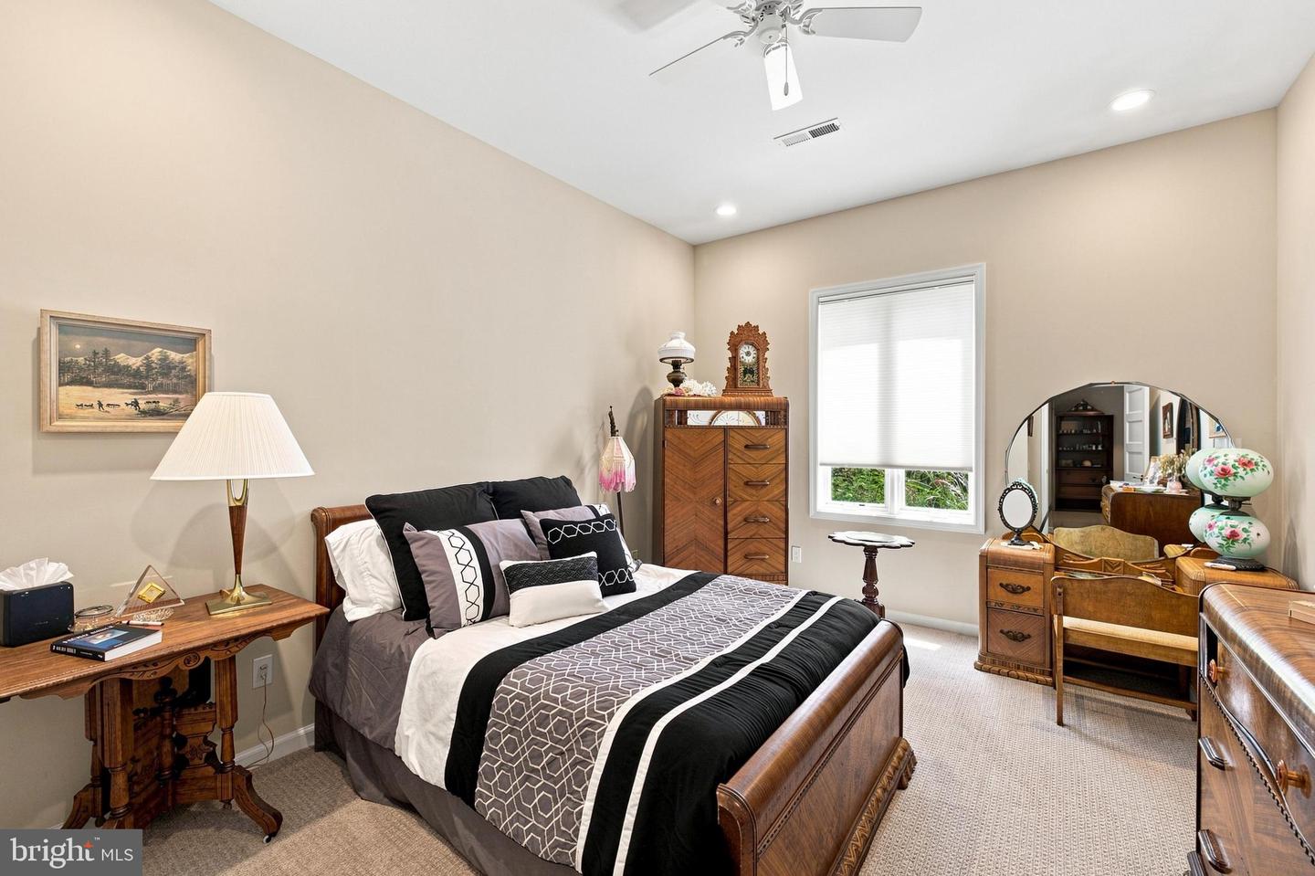 20492 Shore Dr Property Photo 42