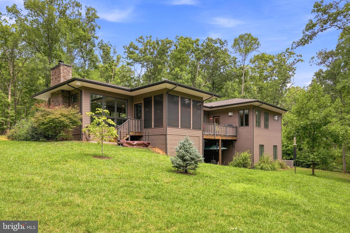 20492 Shore Dr Property Photo 47