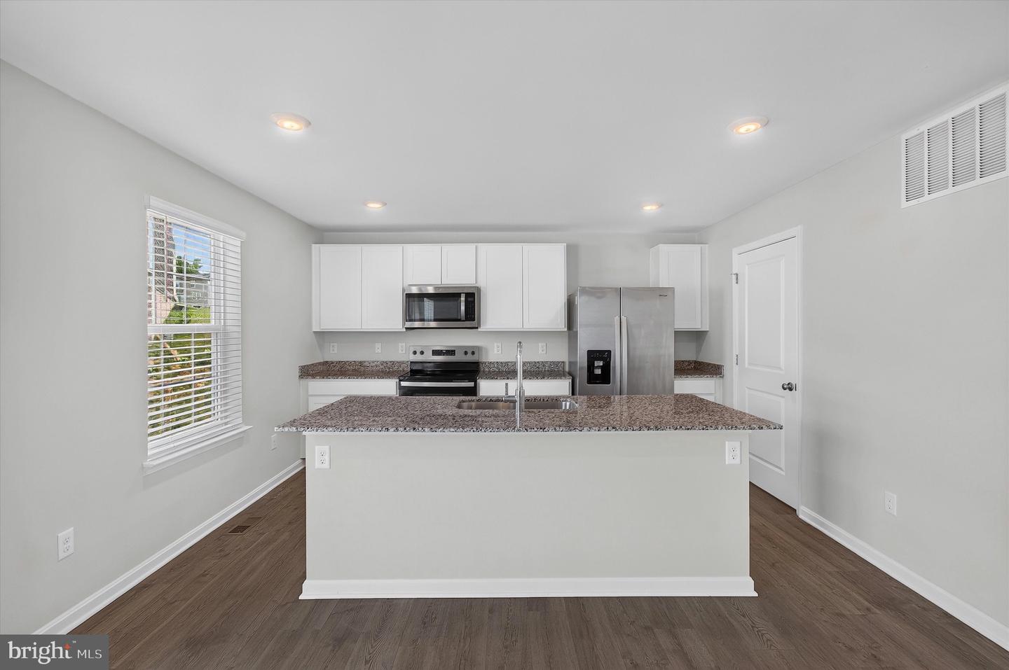 3155 White Tail Dr Property Photo 12